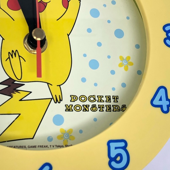Vintage Pikachu Pokémon Wall Clock - Picture 2 of 7